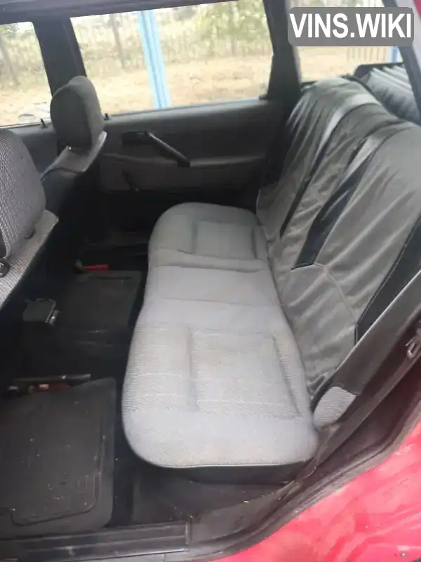 Volkswagen Passat 1990, фото з оголошення 2 з 19, VIN WVWZZZ31ZLE064997