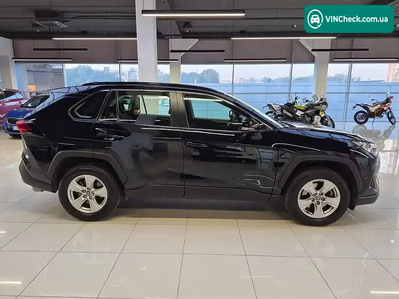 Toyota RAV4 2021, фото з оголошення 2 з 20, VIN JTMR43FV60D023064
