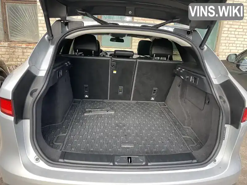 Jaguar F-Pace 2017, фото з оголошення 2 з 21, VIN SADCJ2FN6JA267846