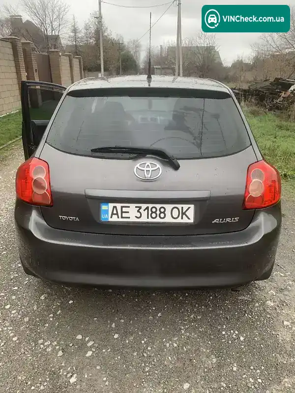 Toyota Auris 2008, фото з оголошення 2 з 10, VIN NMTKV56E00R025342