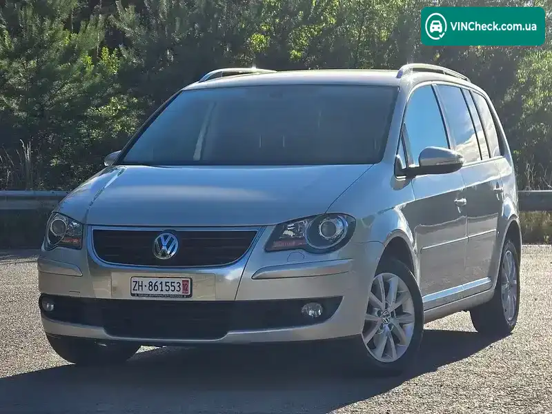 Volkswagen Touran 2010, фото з оголошення 1 з 20, VIN WVGZZZ1TZAW100359