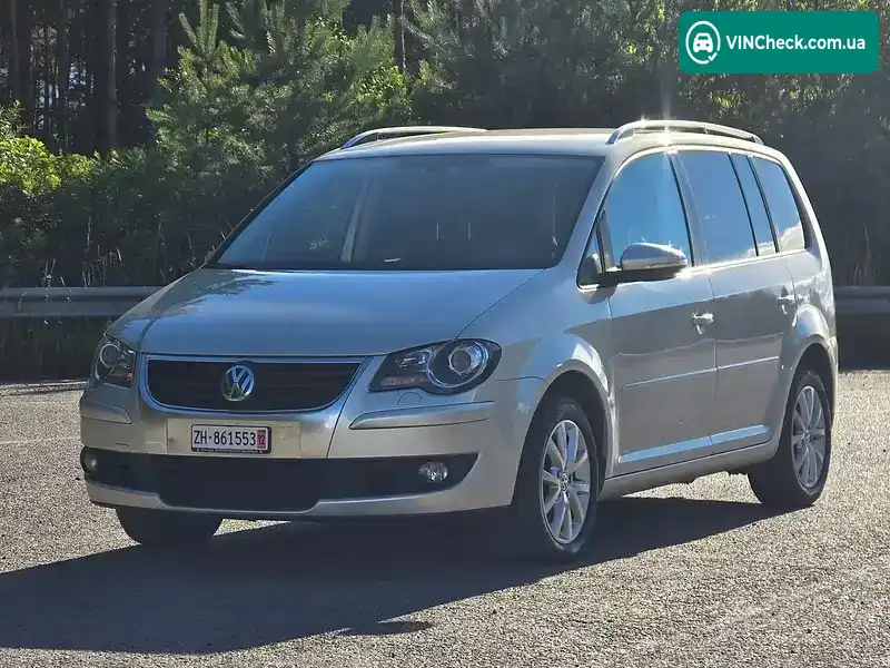 Volkswagen Touran 2010, фото з оголошення 2 з 20, VIN WVGZZZ1TZAW100359