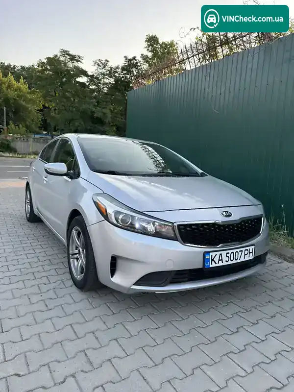 Kia Forte 2018, фото з оголошення 1 з 21, VIN 3KPFL4A72JE249137