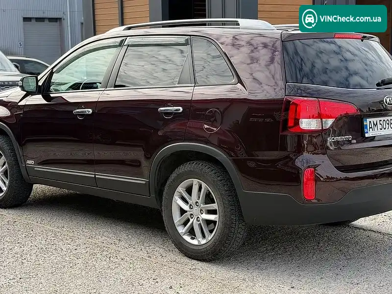 Kia Sorento 2014, фото з оголошення 2 з 20, VIN 5XYKTDA75FG555452