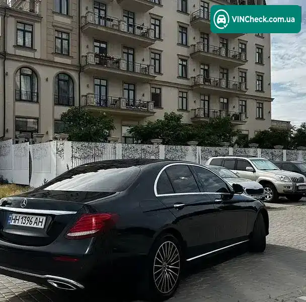 Mercedes-Benz E-Class 2018, фото з оголошення 2 з 12, VIN WDDZF0EB0JA461054