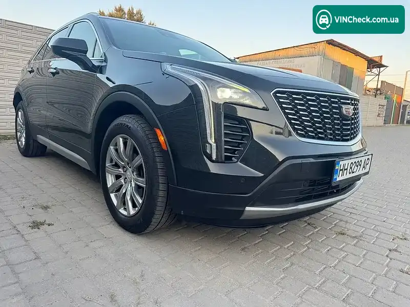 Cadillac XT4 2019, фото з оголошення 1 з 20, VIN 1GYFZDR42KF157181