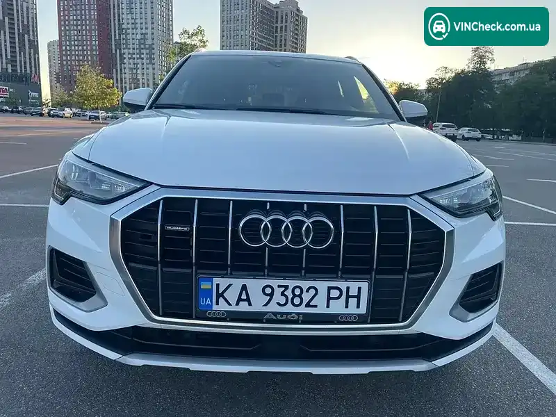 Audi Q3 2019, фото з оголошення 2 з 17, VIN WA1AECF38K1076355