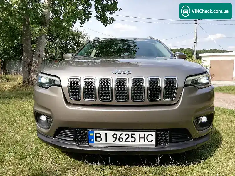 Jeep Cherokee 2019, фото з оголошення 2 з 20, VIN 1C4PJLCB8KD387371