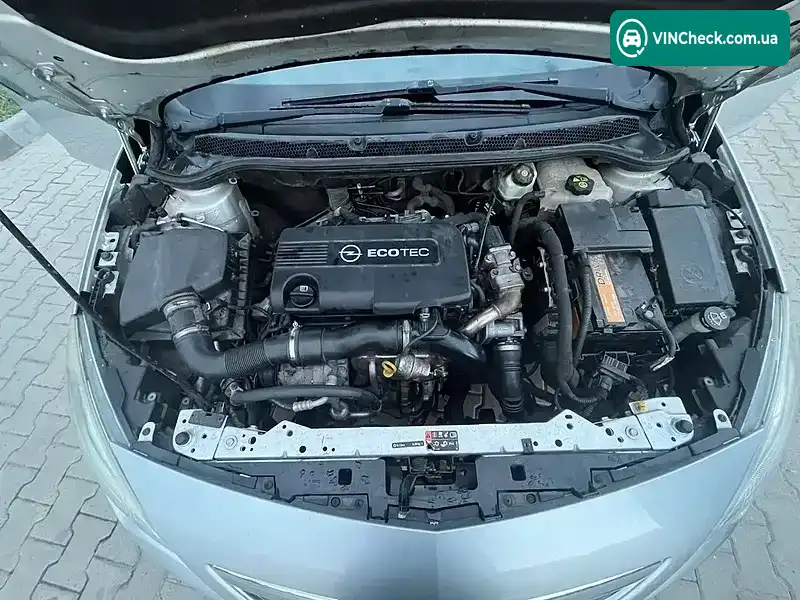 Opel Astra 2011, фото з оголошення 2 з 11, VIN W0LPD8EG9C8019934