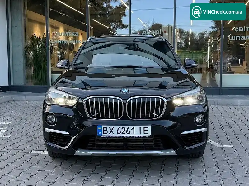 BMW X1 2018, фото з оголошення 2 з 20, VIN WBXHT3C36J5K31168