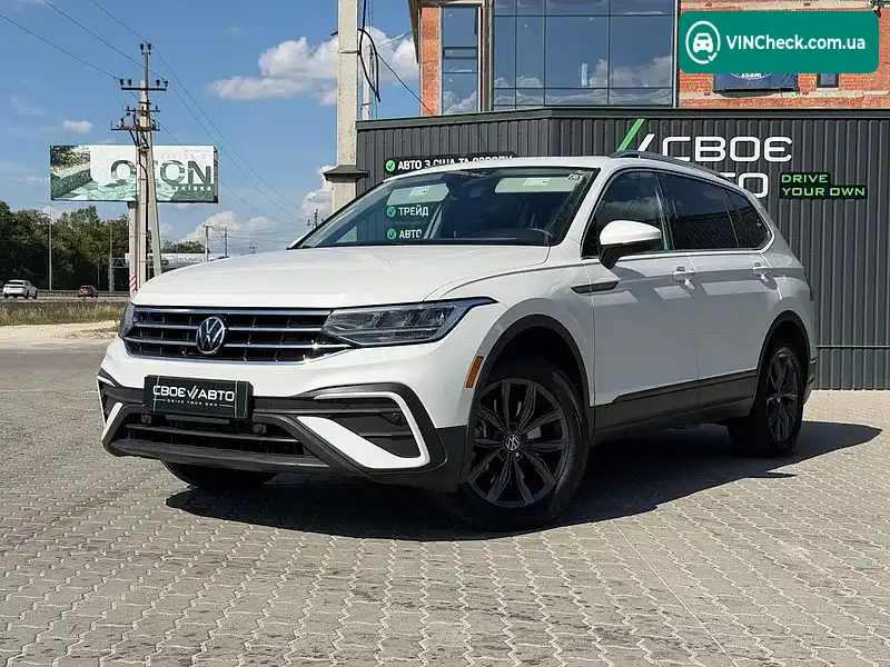 Volkswagen Tiguan 2023, фото з оголошення 1 з 20, VIN 3VVMB7AX1PM068106