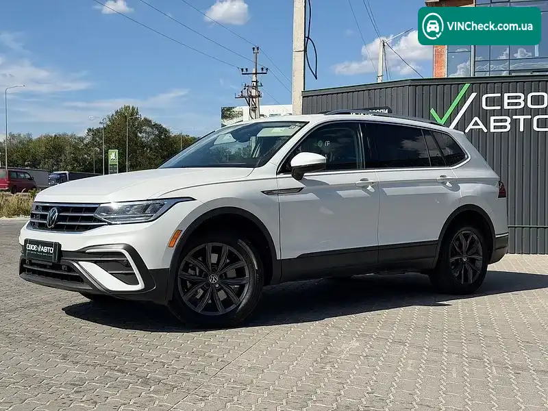 Volkswagen Tiguan 2023, фото з оголошення 2 з 20, VIN 3VVMB7AX1PM068106