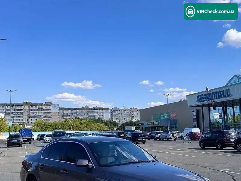 BMW 5 Series 2005, фото з оголошення 1 з 7, VIN WBANE31040B950533