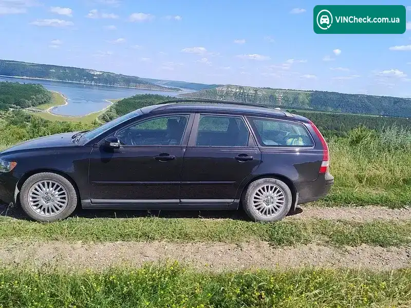 Volvo V50 2006, фото з оголошення 2 з 20, VIN YV1MW765272272029