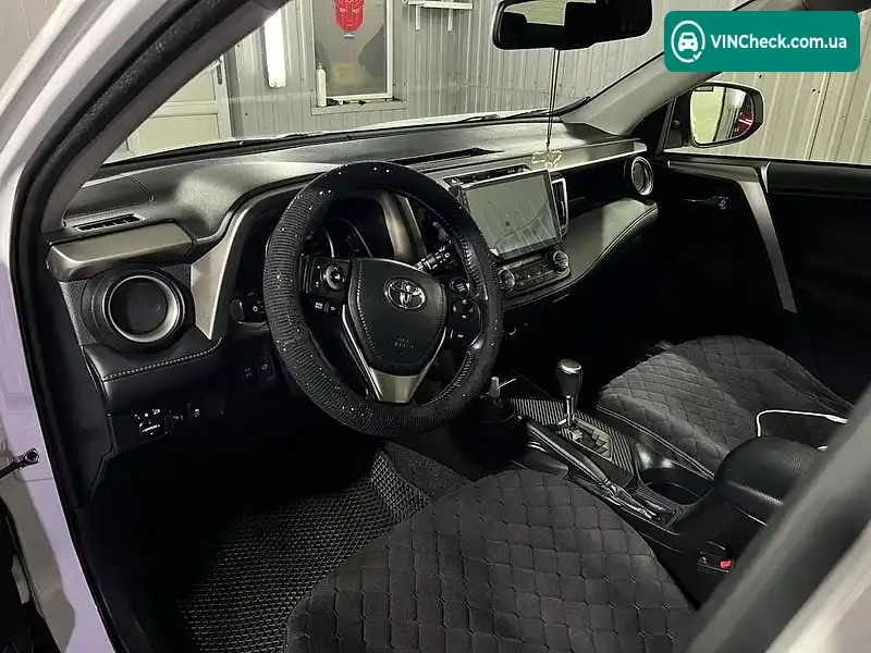 Toyota RAV4 2014, фото з оголошення 2 з 20, VIN JTMRBREV80D043892