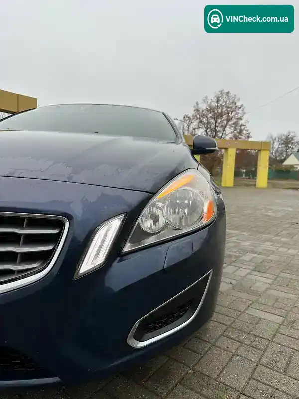 Volvo S60 2013, фото з оголошення 2 з 13, VIN YV1612FS4D1212843