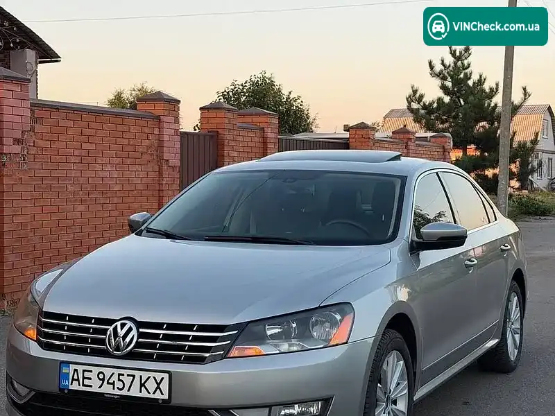 Volkswagen Passat 2012, фото з оголошення 2 з 20, VIN 1VWCH7A35DC056699