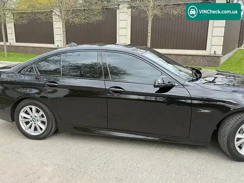 BMW 5 Series 2013, фото з оголошення 2 з 20, VIN WBAFR7C5XDC826565
