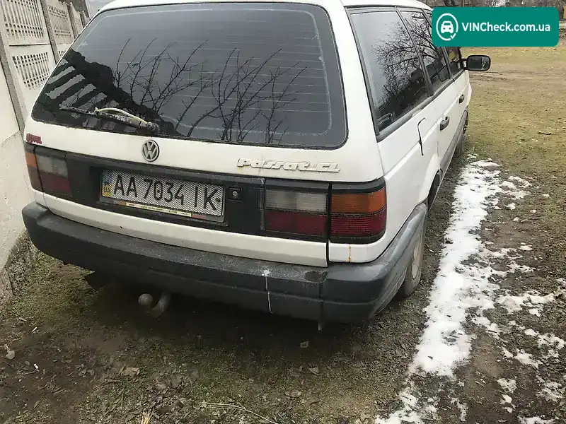 Volkswagen Passat 1989, фото з оголошення 2 з 7, VIN WVWZZZ31ZKE323996