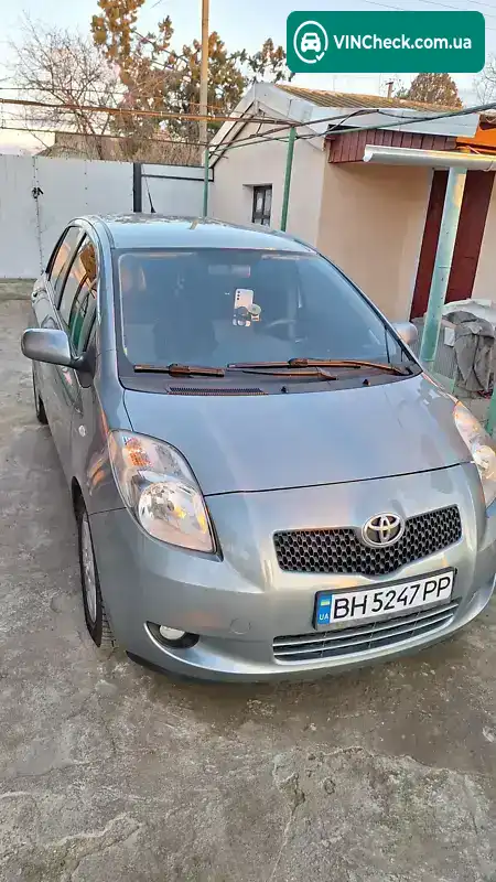 Toyota Yaris 2005, фото з оголошення 1 з 20, VIN VNKKL963X0A001082