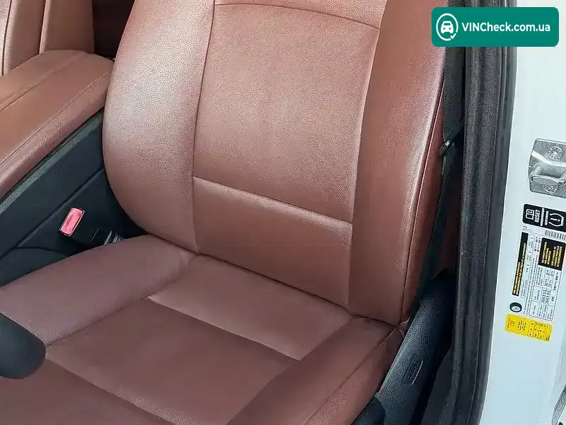 BMW 5 Series 2013, фото з оголошення 2 з 20, VIN WBAFR7C59DC829036