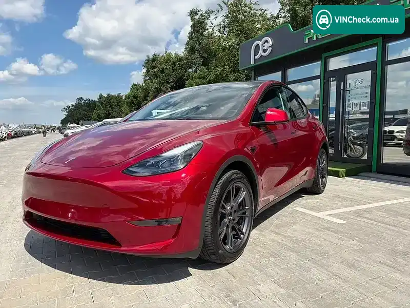 Tesla Model Y 2024, фото з оголошення 2 з 20, VIN 7SAYGDEEXRA326977