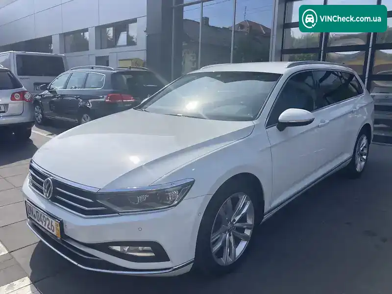 Volkswagen Passat 2019, фото з оголошення 1 з 20, VIN WVWZZZ3CZLE008956