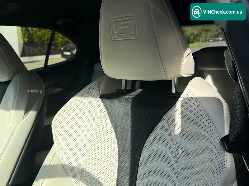 Lexus UX 2021, фото з оголошення 1 з 5, VIN JTHU95BH902045786