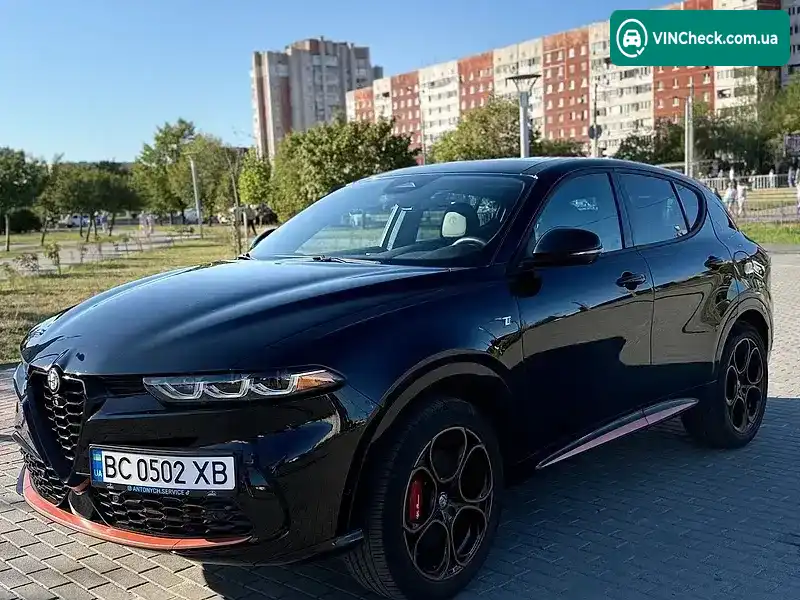 Alfa Romeo Tonale 2023, фото з оголошення 1 з 14, VIN ZASPATCW2R3038911