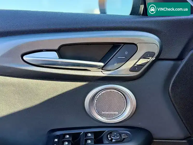 Alfa Romeo Tonale 2023, фото з оголошення 2 з 14, VIN ZASPATCW2R3038911