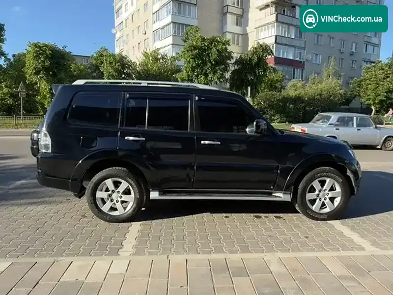 Mitsubishi Pajero 2007, фото з оголошення 2 з 15, VIN JMYLRV93W7J712959
