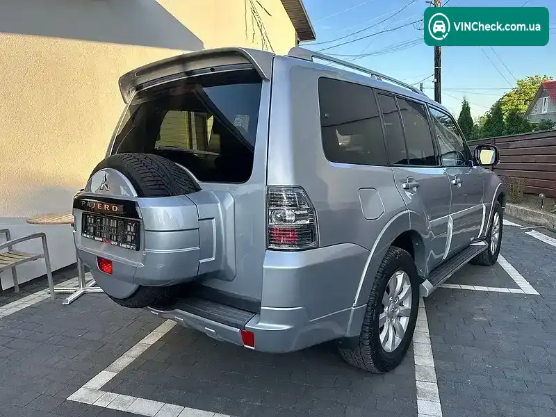 Mitsubishi Pajero Wagon 2007, фото з оголошення 2 з 20, VIN JMALYV98W7J000419