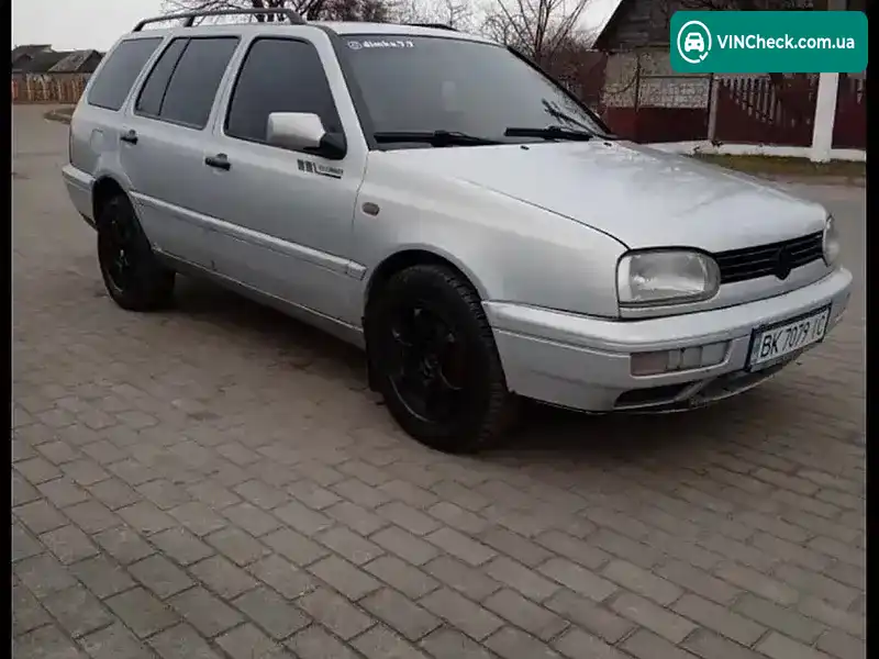 Volkswagen Golf 1998, фото з оголошення 1 з 5, VIN WVWZZZ1HZWW051263