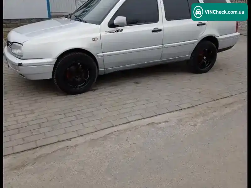 Volkswagen Golf 1998, фото з оголошення 2 з 5, VIN WVWZZZ1HZWW051263