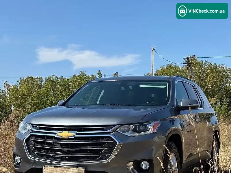 Chevrolet Traverse 2021, фото з оголошення 1 з 14, VIN 1GNEVHKW0MJ209981
