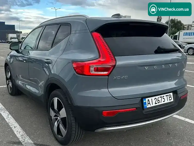 Volvo XC40 2020, фото з оголошення 2 з 21, VIN YV4162UK3L2311874