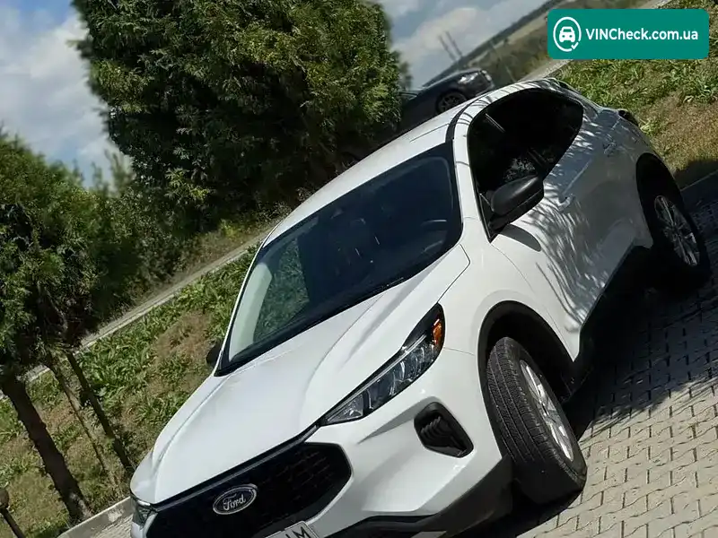 Ford Escape 2024, фото з оголошення 2 з 20, VIN 1FMCU9GN8RUA54073