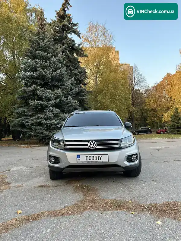 Volkswagen Tiguan 2016, фото з оголошення 1 з 19, VIN WVGUV7AX4HK012705