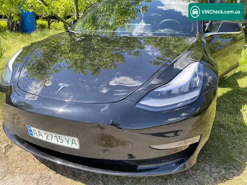 Tesla Model 3 2019, фото з оголошення 2 з 20, VIN 5YJ3E1EB0KF384333