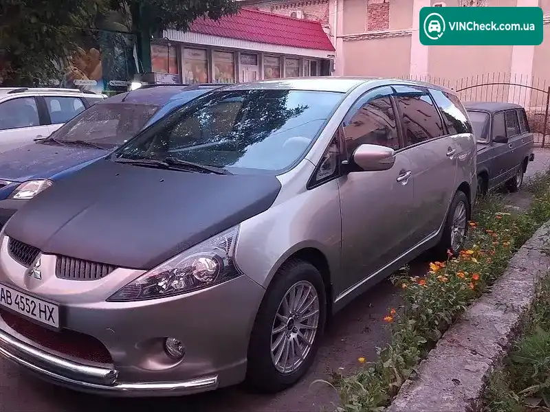 Mitsubishi Grandis 2006, фото з оголошення 1 з 9, VIN JMBLJNA8W6Z014828
