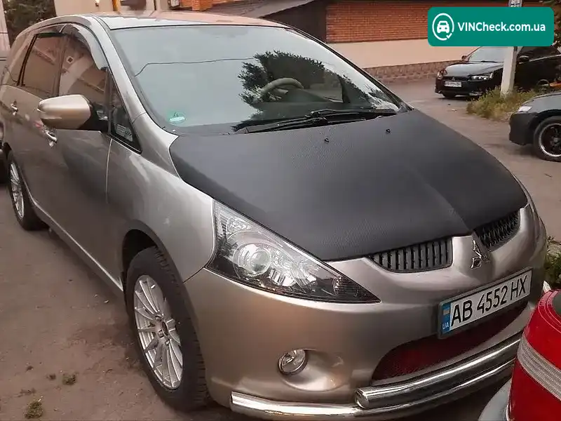 Mitsubishi Grandis 2006, фото з оголошення 2 з 9, VIN JMBLJNA8W6Z014828