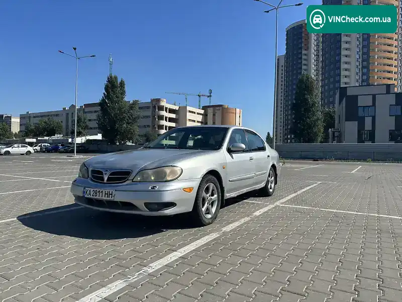 Nissan Maxima 2001, фото з оголошення 1 з 10, VIN JN1CAUA33U0050119