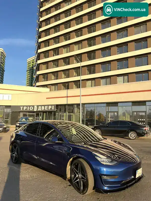 Tesla Model 3 2020, фото з оголошення 2 з 20, VIN 5YJ3E1EA7LF783555