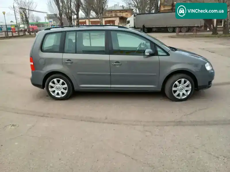 Volkswagen Touran 2003, фото з оголошення 2 з 18, VIN WVGZZZ1TZ4W014256