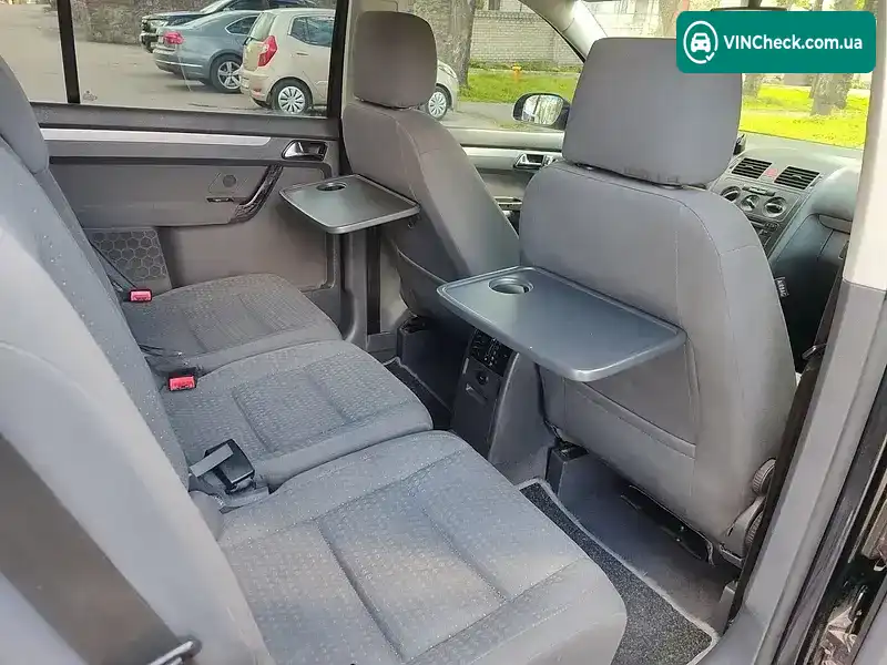 Volkswagen Touran 2005, фото з оголошення 1 з 16, VIN WVGZZZ1TZ6W090334