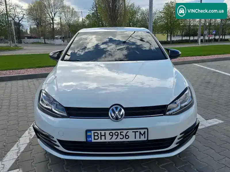 Volkswagen Golf 2017, фото з оголошення 2 з 21, VIN 3VW217AUXHM068201