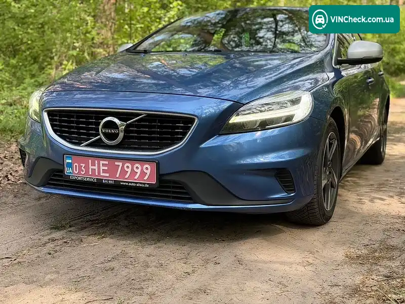 Volvo V40 2017, фото з оголошення 2 з 20, VIN YV1MV7981J2487329