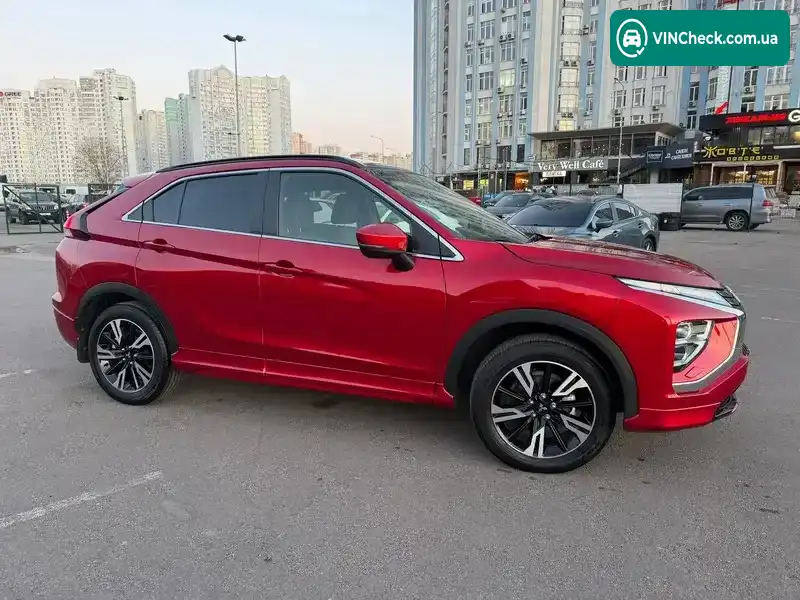 Mitsubishi Eclipse Cross 2024, фото з оголошення 2 з 21, VIN JMBXTGK1WRZ000151