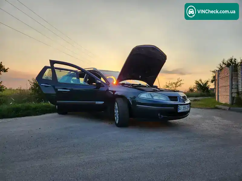 Renault Laguna 2005, фото з оголошення 2 з 17, VIN VF1KGEVB634619583