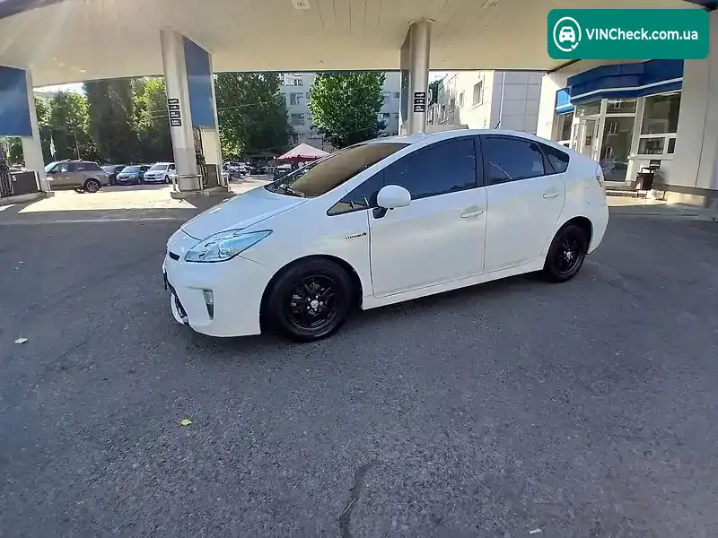 Toyota Prius 2013, фото з оголошення 2 з 12, VIN JTDKN3DU3E1776634